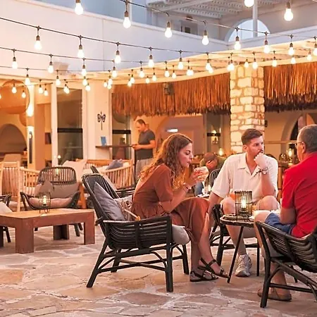 Hotel Selina Parikia (Paros)